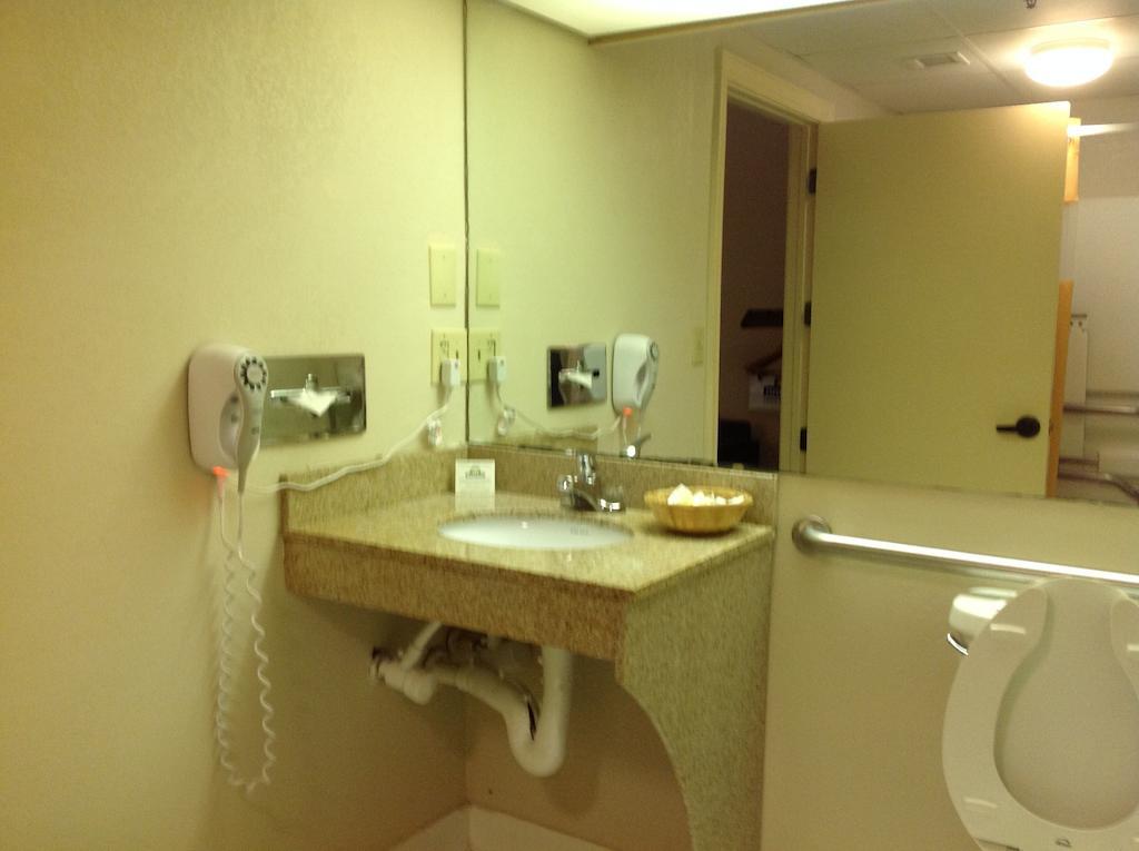 Days Inn - Chapel Hill Bilik gambar